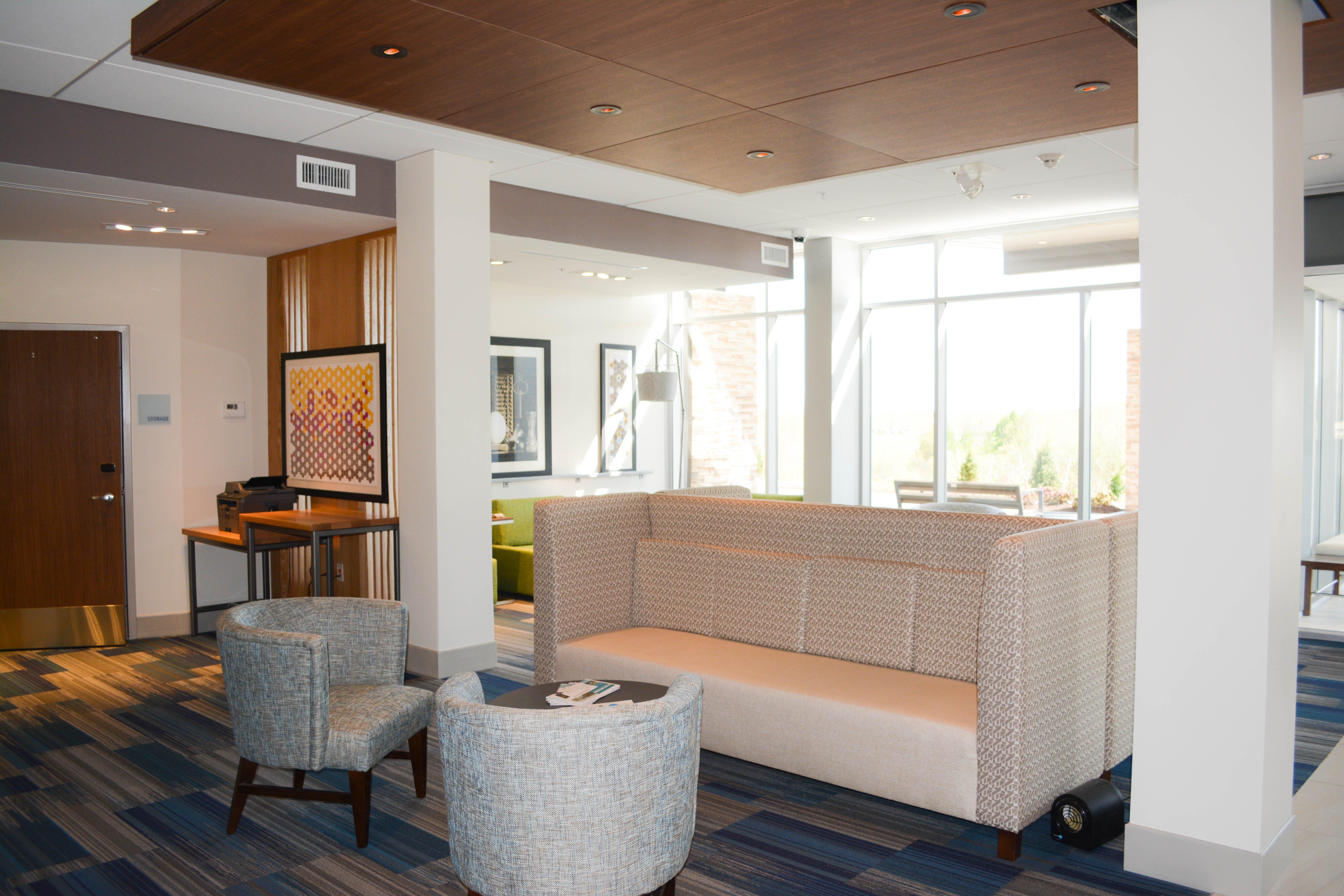 Holiday Inn Express & Suites Oswego By Ihg Extérieur photo