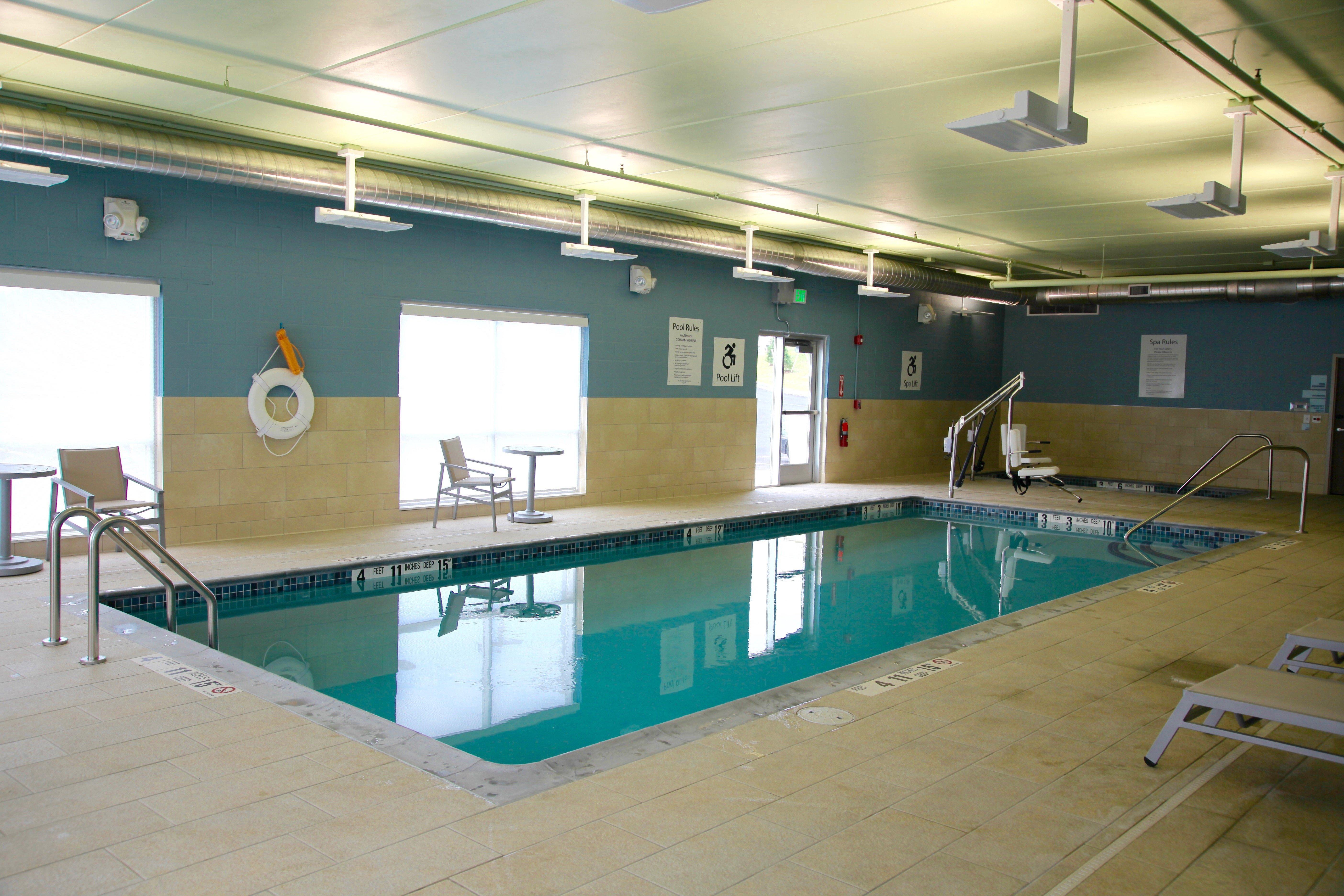 Holiday Inn Express & Suites Oswego By Ihg Extérieur photo