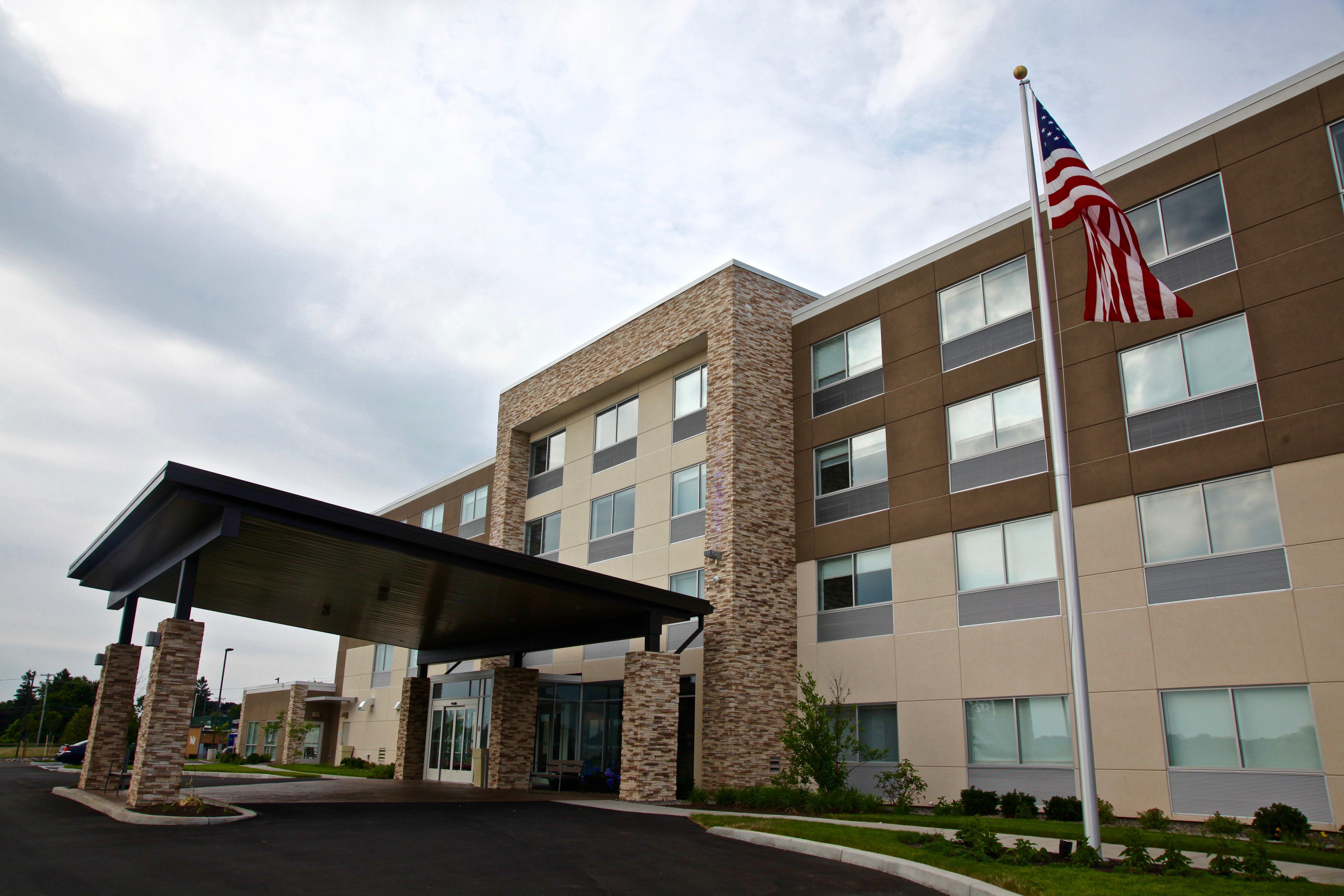 Holiday Inn Express & Suites Oswego By Ihg Extérieur photo